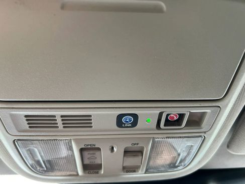 Used 2020 Honda Accord Touring image 21