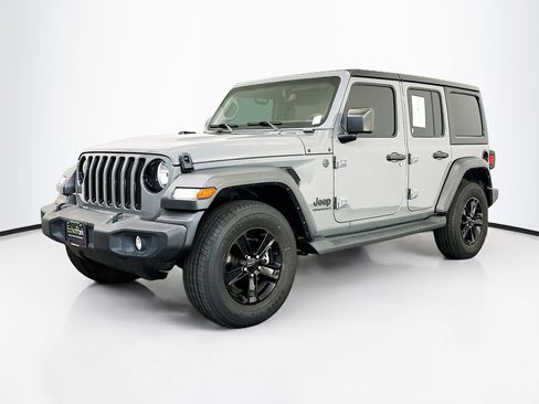 Used 2023 Jeep Wrangler Unlimited Sport image 3