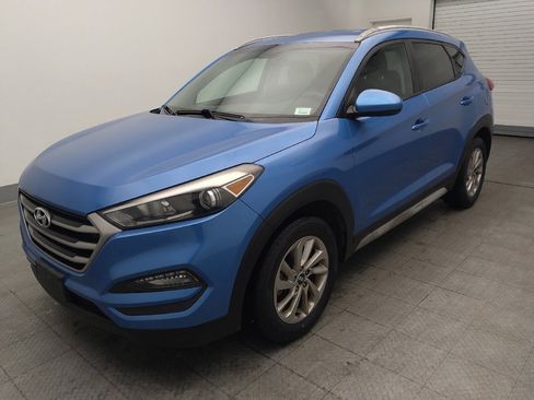 Used 2018 Hyundai Tucson SEL image 2