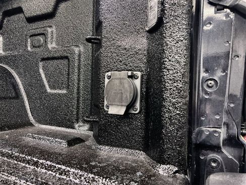 Used 2022 Chevrolet Silverado 1500 LT image 25