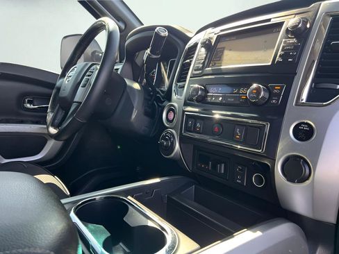 Used 2018 Nissan Titan PRO-4X w/ Pro-4x Utility Package AWD/4WD image 34