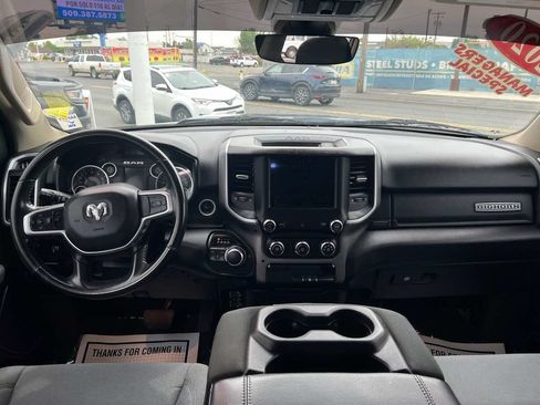 Used 2020 RAM 1500 Big Horn AWD/4WD image 10