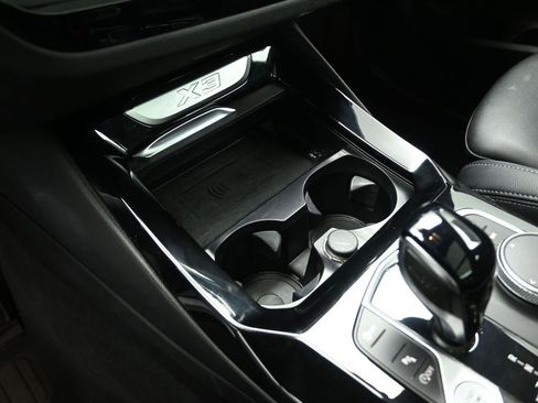 Used 2023 BMW X3 sDrive30i image 17