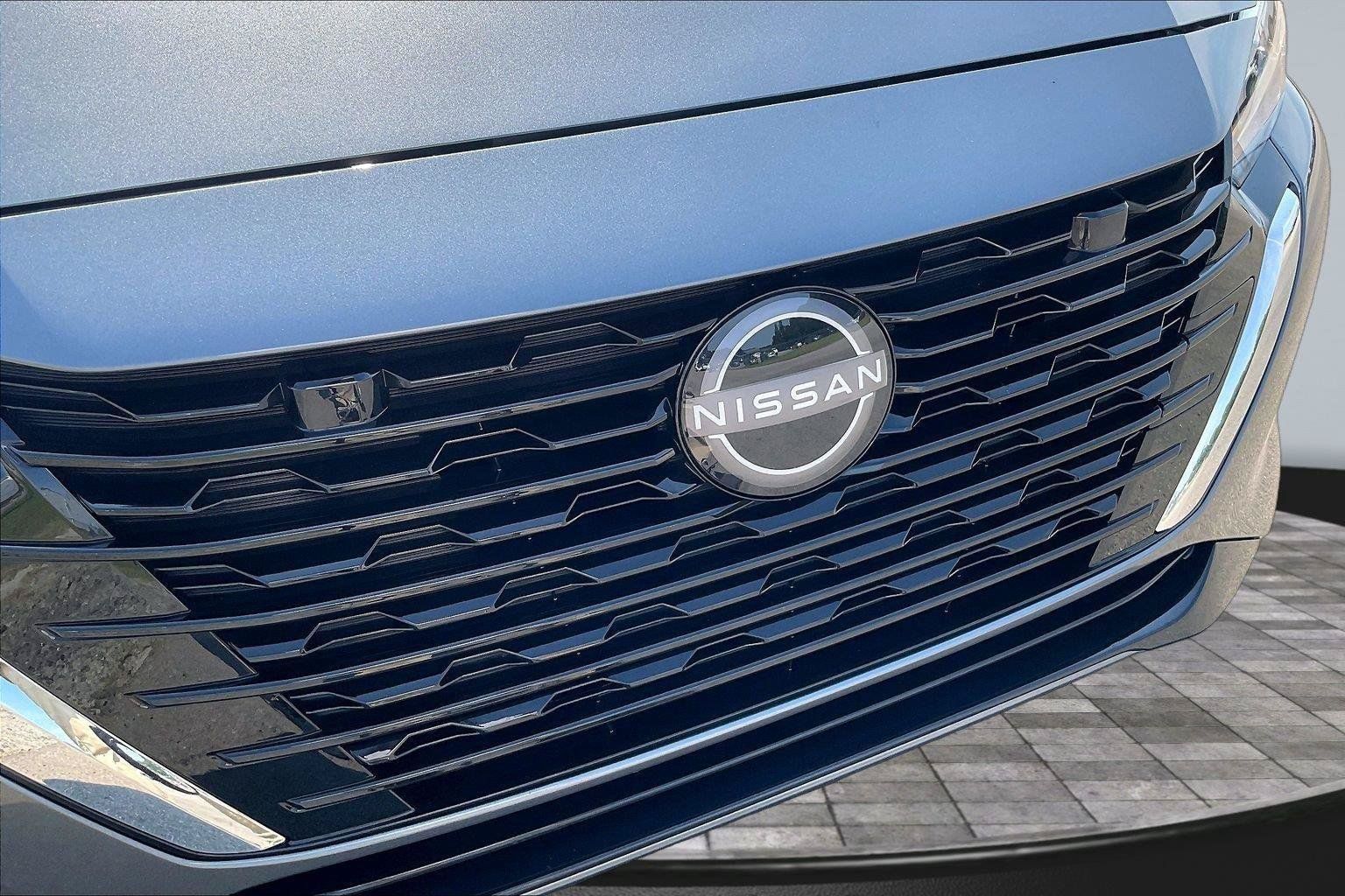 Certified 2025 Nissan Sentra SV FWD image 28