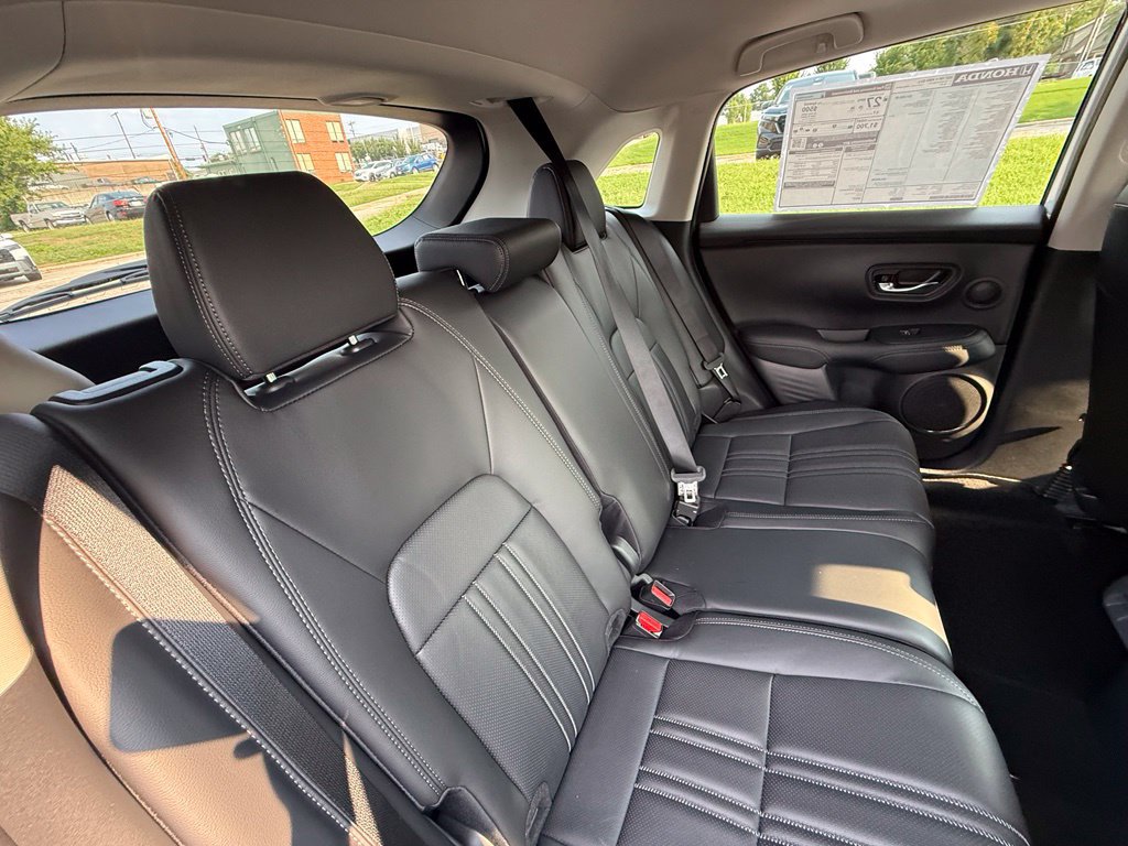 New 2027 Honda HR-V EX-L image 32