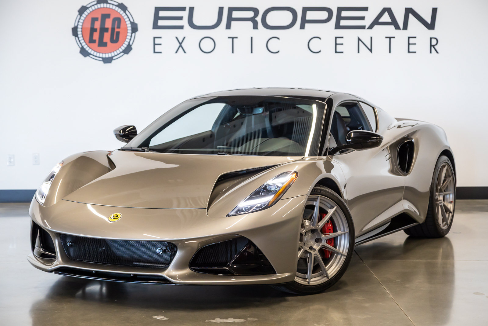 Used 2024 Lotus Emira First Edition RWD image 5