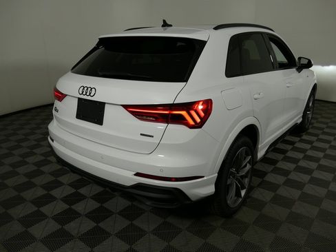 New 2025 Audi Q3 2.0T Premium image 3