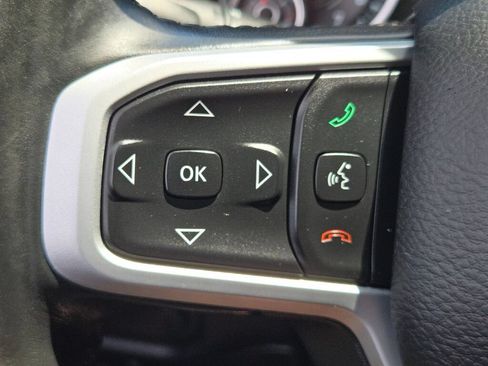 Used 2020 RAM 1500 Big Horn AWD/4WD image 33