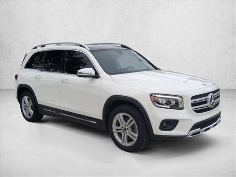 Certified 2021 Mercedes-Benz GLB 250 4MATIC image 3