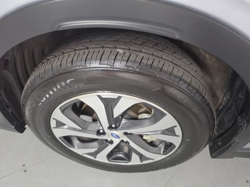 Used 2020 Subaru Outback Limited XT w/ Popular Package #2 AWD/4WD image 9
