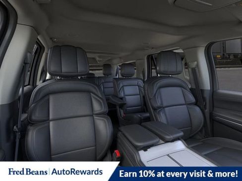 New 2026 Lincoln Navigator L Premier image 10