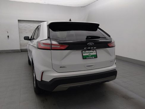 Used 2024 Ford Edge SEL image 6