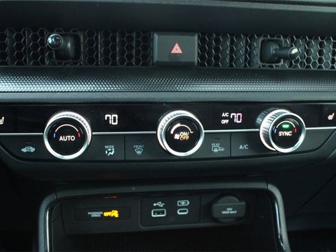 Certified 2025 Honda CR-V Sport image 27