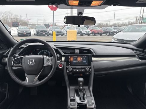 Used 2018 Honda Civic EX image 16