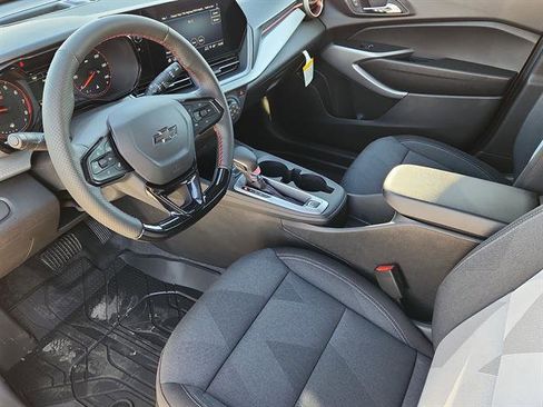 New 2026 Chevrolet Trax RS w/ Driver Confidence Package image 7