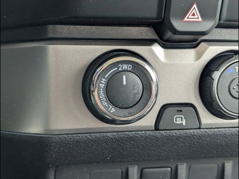 Used 2023 Toyota Tacoma SR image 19