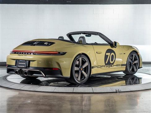 Certified 2026 Porsche 911 GTS RWD image 15