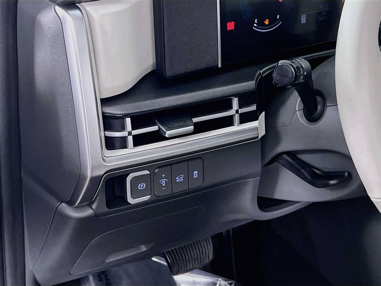 Certified 2026 Hyundai Santa Fe SEL AWD/4WD image 10