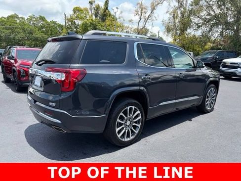 Used 2022 GMC Acadia Denali w/ Denali Ultimate Package FWD image 6