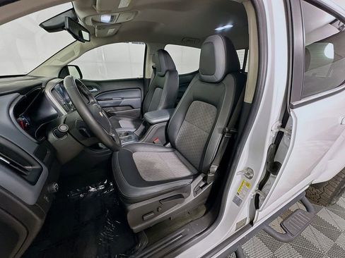 Used 2017 Chevrolet Colorado Z71 RWD image 25