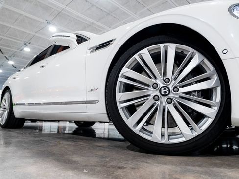 Used 2023 Bentley Flying Spur W12 AWD/4WD image 10