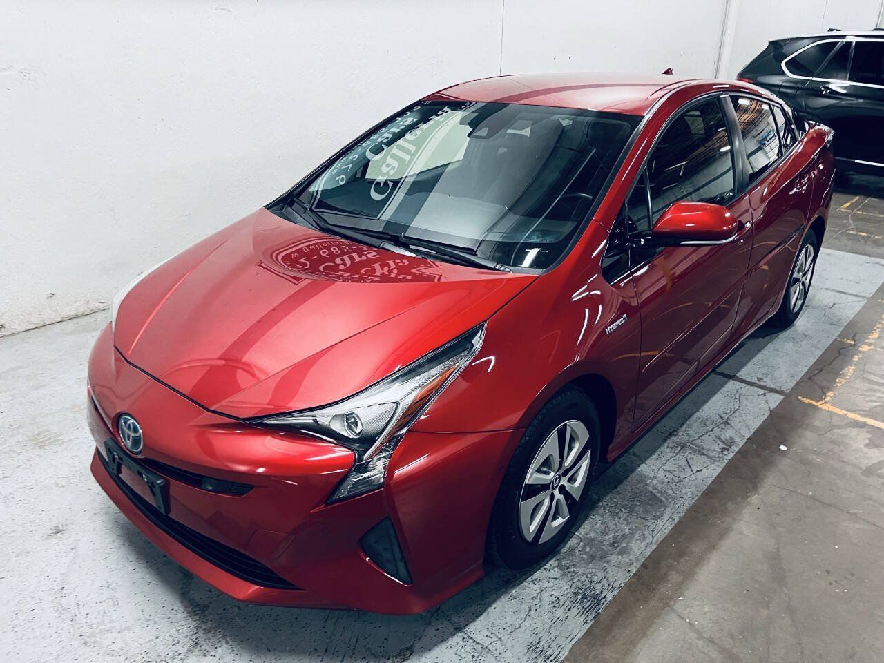 Used 2018 Toyota Prius Three FWD image 12