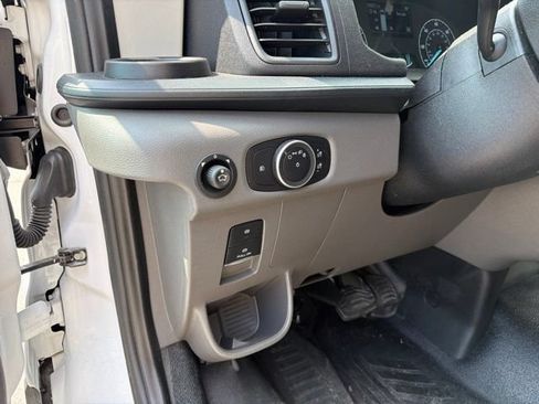 Used 2025 Ford Transit 250 Low Roof w/ Exterior Upgrade Package RWD image 17