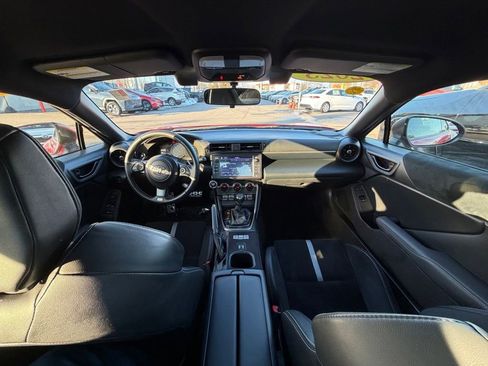 Certified 2023 Toyota GR86 Premium image 3