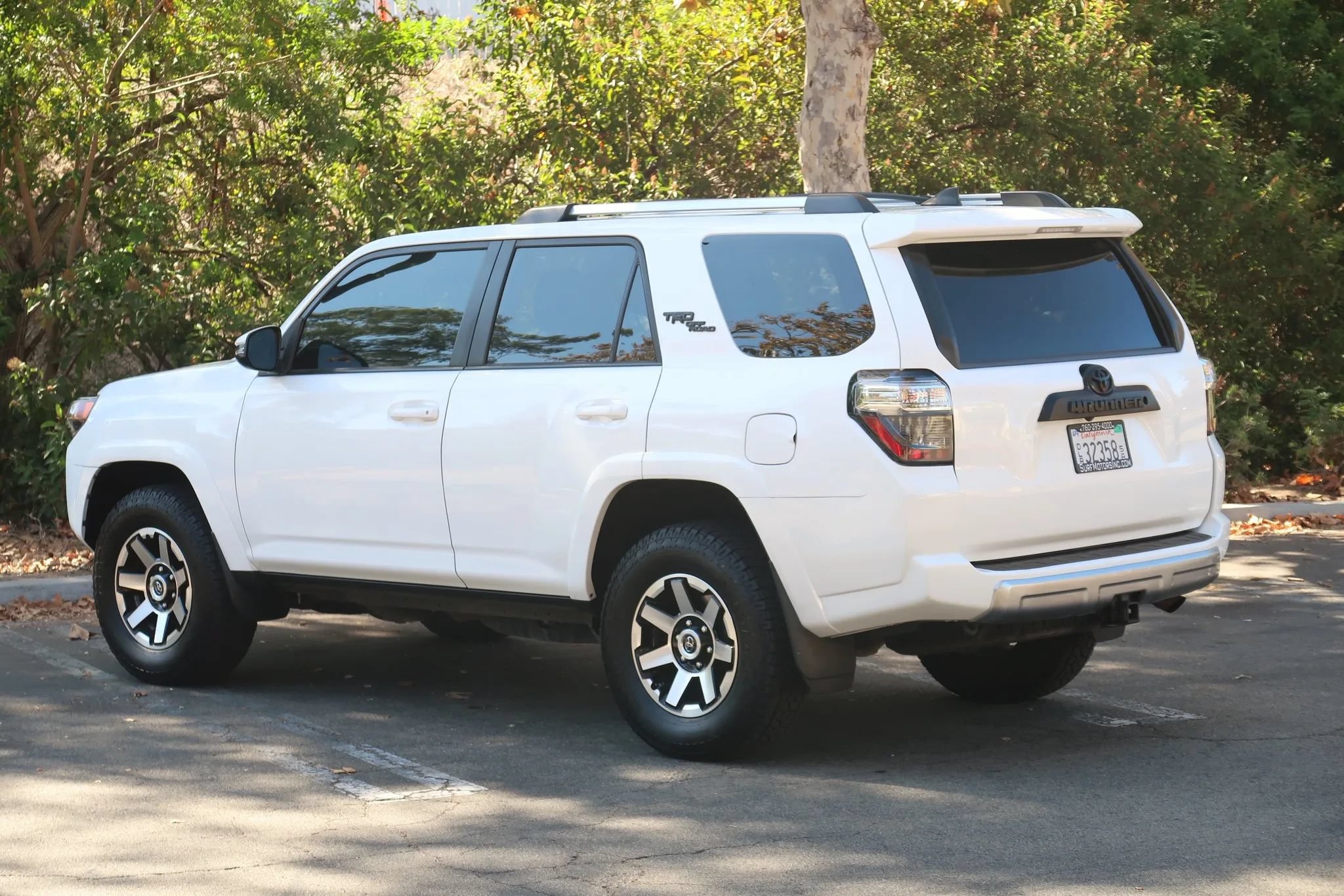 Used 2017 Toyota 4Runner TRD Off-Road Premium AWD/4WD image 5