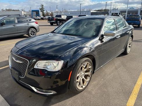 Used 2020 Chrysler 300 C w/ Sun, Sound & Nav Package image 2