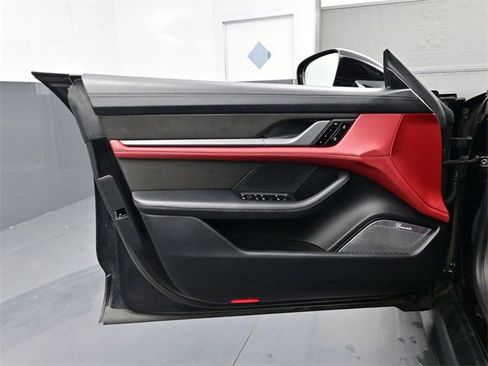 Certified 2020 Porsche Taycan Turbo S w/ Premium Package image 7