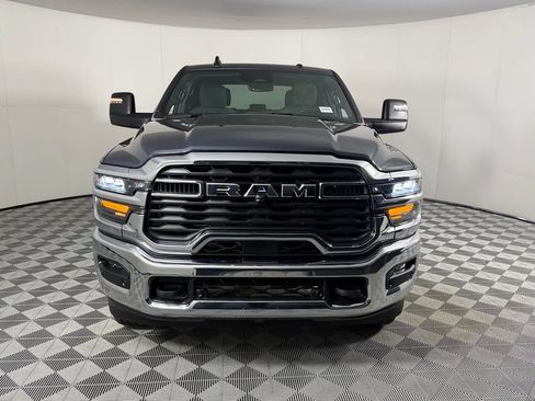Certified 2026 RAM 2500 Big Horn AWD/4WD image 3