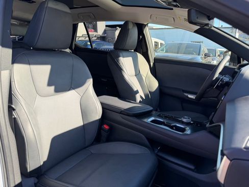 Used 2024 Lexus RZ 300e Premium w/ Technology Package image 32