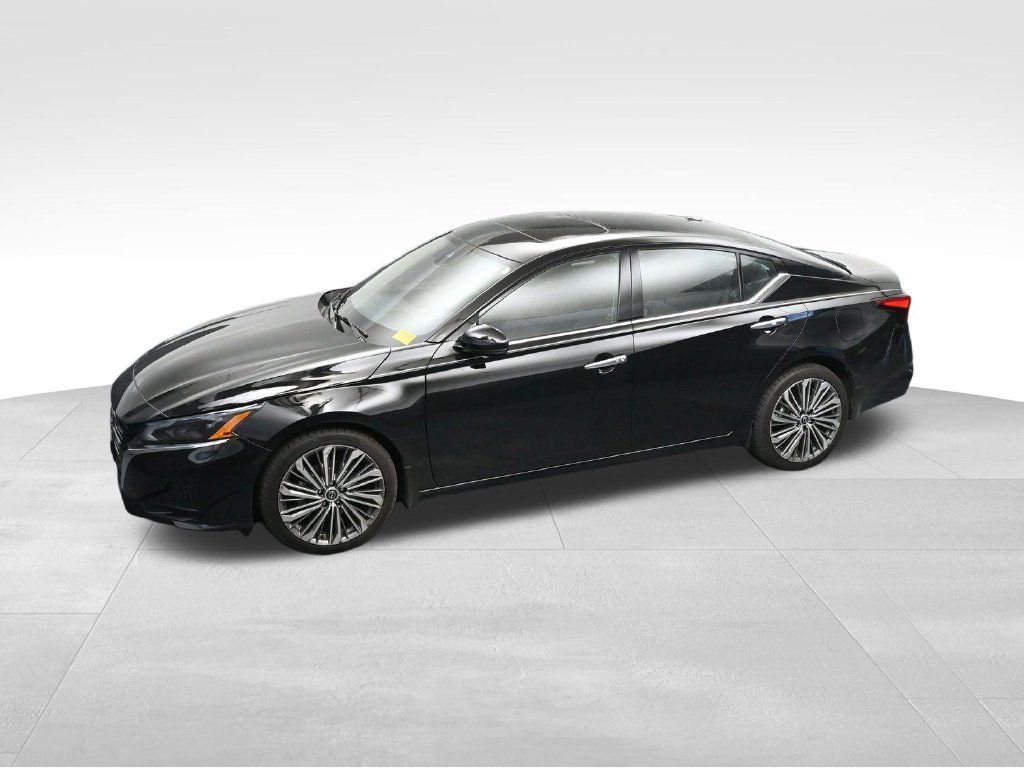 Used 2023 Nissan Altima 2.5 SL AWD/4WD image 19
