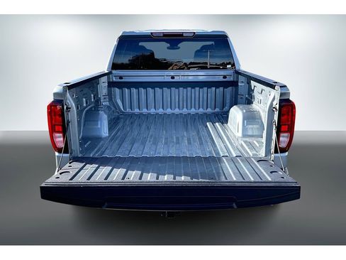 Used 2024 GMC Sierra 1500 Elevation image 7