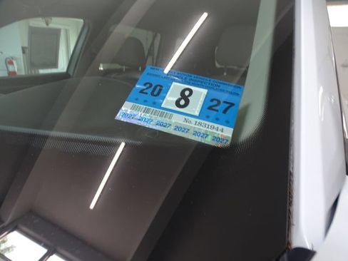 Used 2021 Volkswagen Atlas SEL AWD/4WD image 30