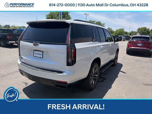 Used 2024 Cadillac Escalade Sport AWD/4WD image 4