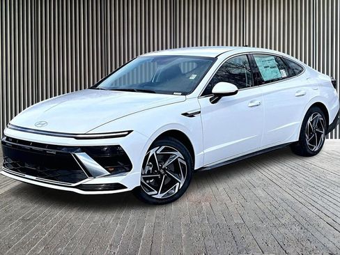 New 2026 Hyundai Sonata SEL FWD image 2