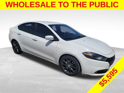 Used 2015 Dodge Dart SXT FWD image 2