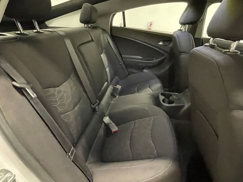 Used 2018 Chevrolet Volt LT image 23