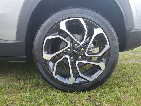 New 2026 Chevrolet Trax RS w/ Sunroof Package image 5