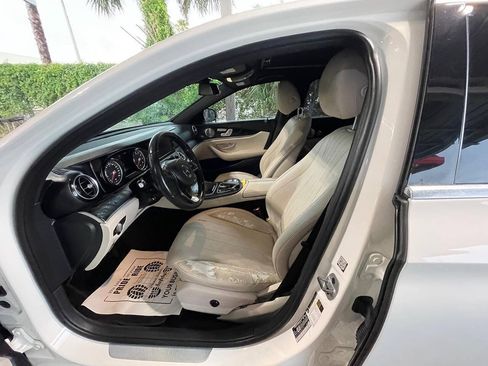 Used 2018 Mercedes-Benz E 300 image 8