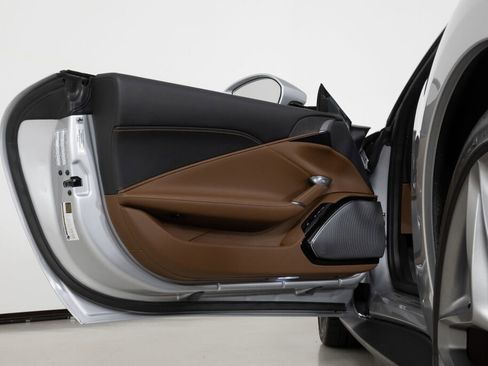 Used 2024 Ferrari Roma Spider image 32