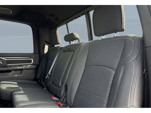 New 2026 RAM 2500 Big Horn AWD/4WD image 19