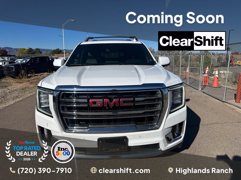 Used 2024 GMC Yukon XL SLT w/ SLT Luxury Package AWD/4WD image 2