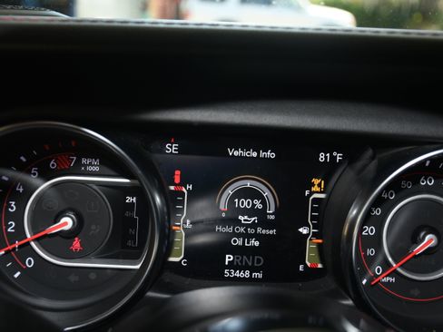 Used 2020 Jeep Wrangler Unlimited Rubicon w/ Quick Order Package 28Y Recon image 12