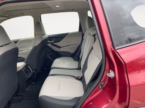 Used 2023 Subaru Forester Premium image 13