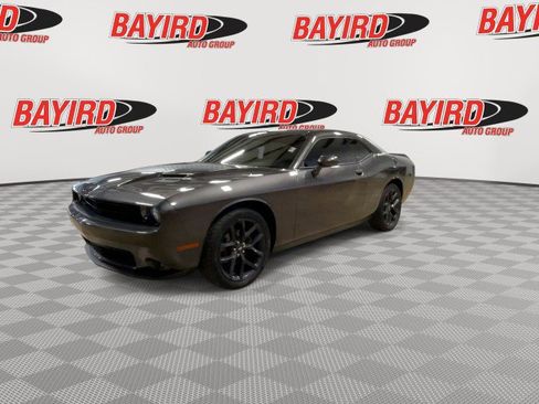 Used 2020 Dodge Challenger SXT w/ Blacktop Package image 4