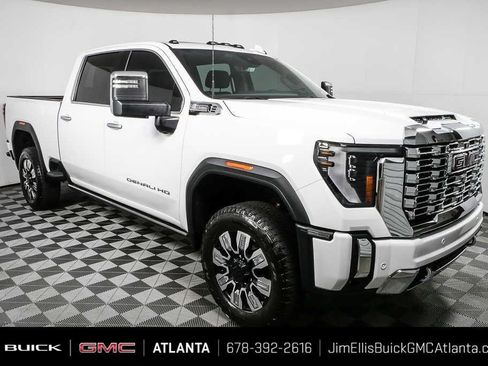 Used 2025 GMC Sierra 2500 Denali w/ Denali Reserve Package AWD/4WD image 1