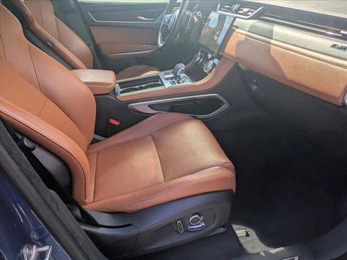 Used 2022 Jaguar F-PACE R-Dynamic S image 20